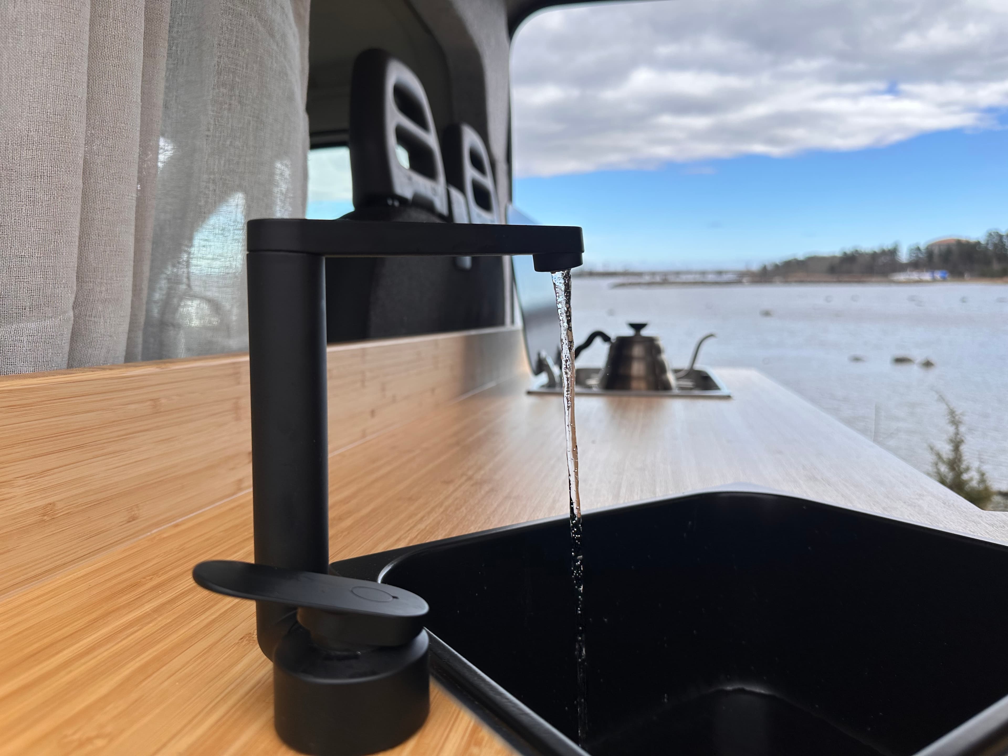 Running water – 60 litres of fresh water and 19 litres of grey water.